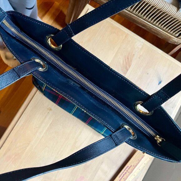 Talbots tote bag, in a tartan plaid patten with leather trim - Picture 3 of 16